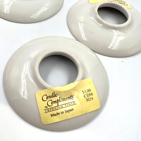 Vintage Crowning Touch  Lot Porcelain Poinsettia Candle Stick Holders Christmas - Picture 4 of 7